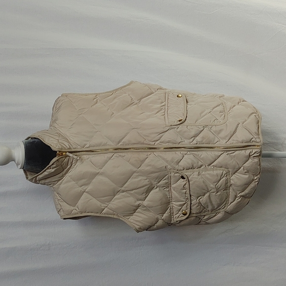 Woolrich Quilted Down Vest - Picture 1 of 10
